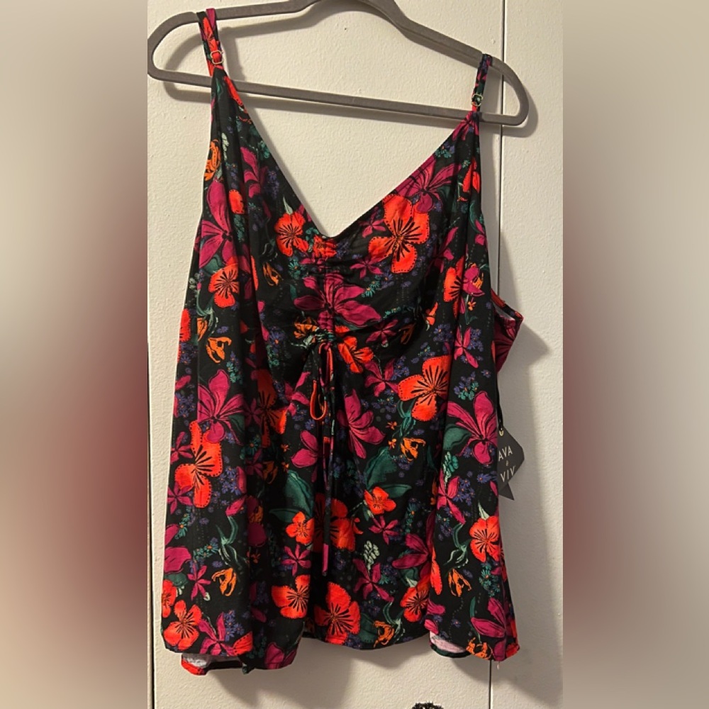 🆕 Ava & Viv Floral Top - Black and Pink (SIZE 4X)